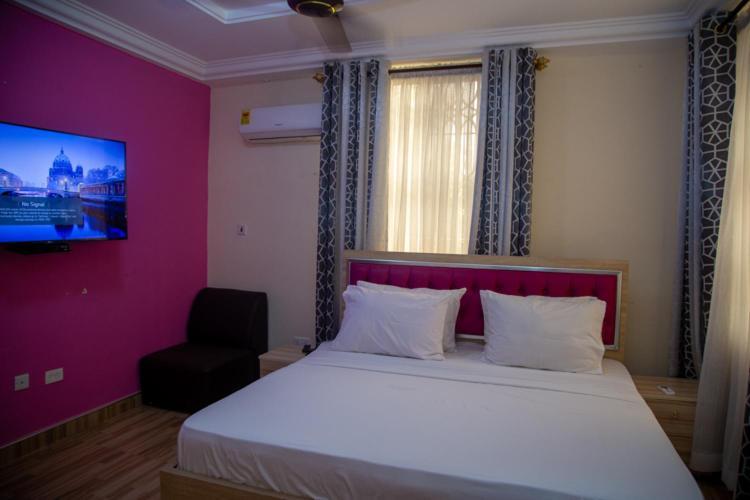 Macoba Luxury Apartments คูมาซี ภายนอก รูปภาพ